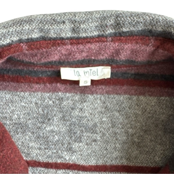 La Miel Bohemian Aztec Oversized Jacket Size Small - Picture 3 of 5